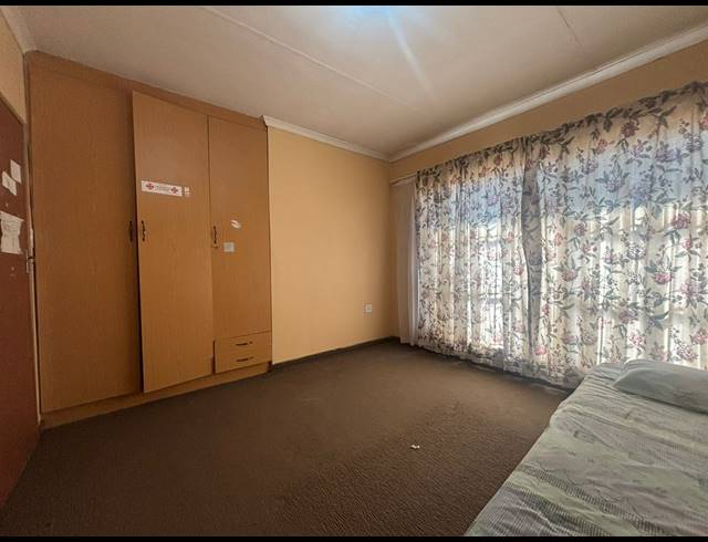 5 BEDROOM HOUSE FOR SALE IN BEDWORTH PARK